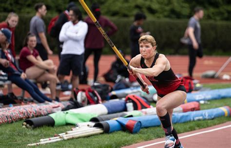 chloe timberg track and field.